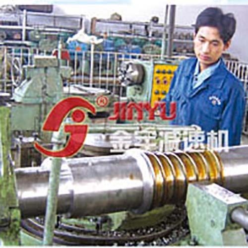 二次環面包絡蝸桿加工