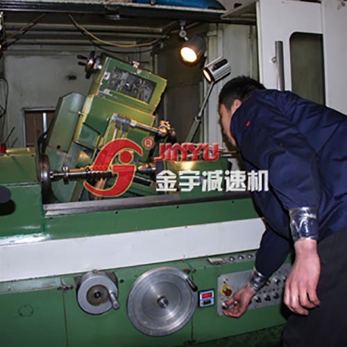 S7732蝸桿磨床，精度可達5級